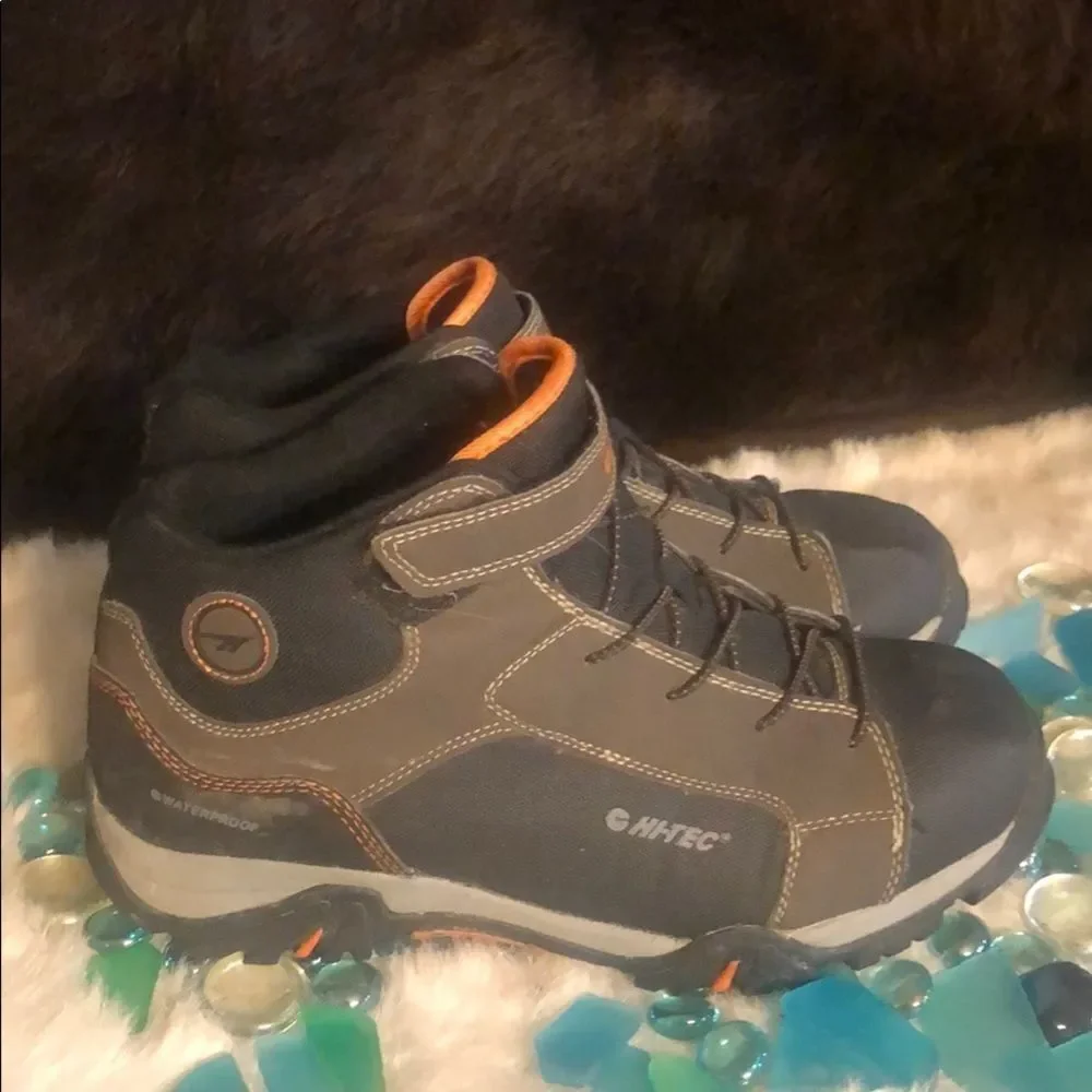 Hi-Tec ankle boots (3084W)